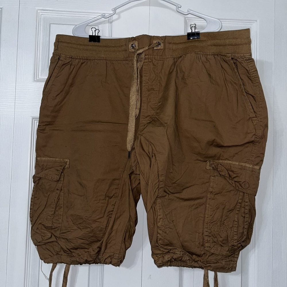 Casual Tan Cargo Shorts for Men